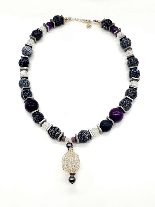 Lilafarbene Kette aus Achatperlen, Hämatit, Bergkristall und Glas 925 Silber
