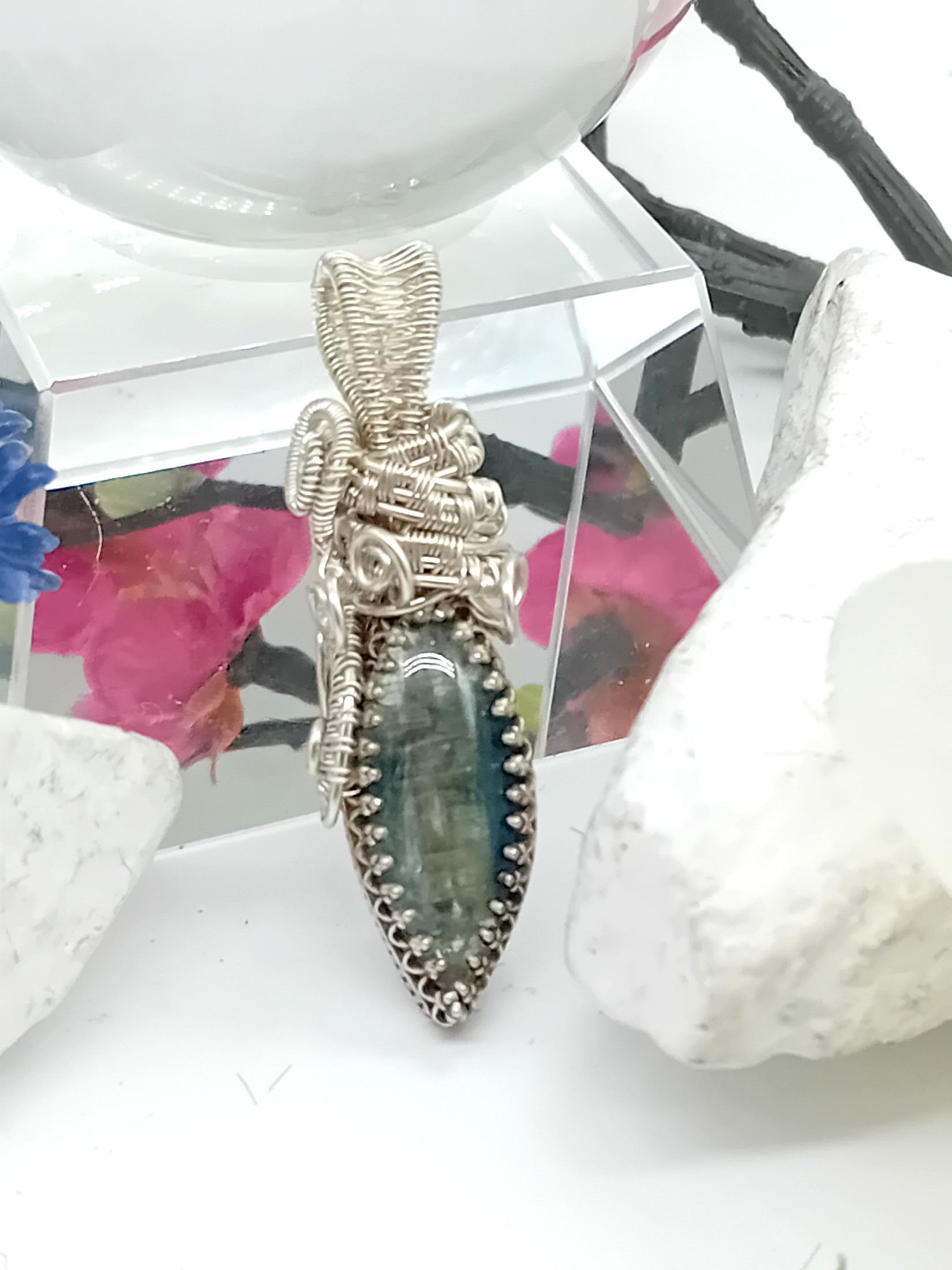 Anhänger Disthen / Kyanit in zartem Blau 925 Silber – Bild 5