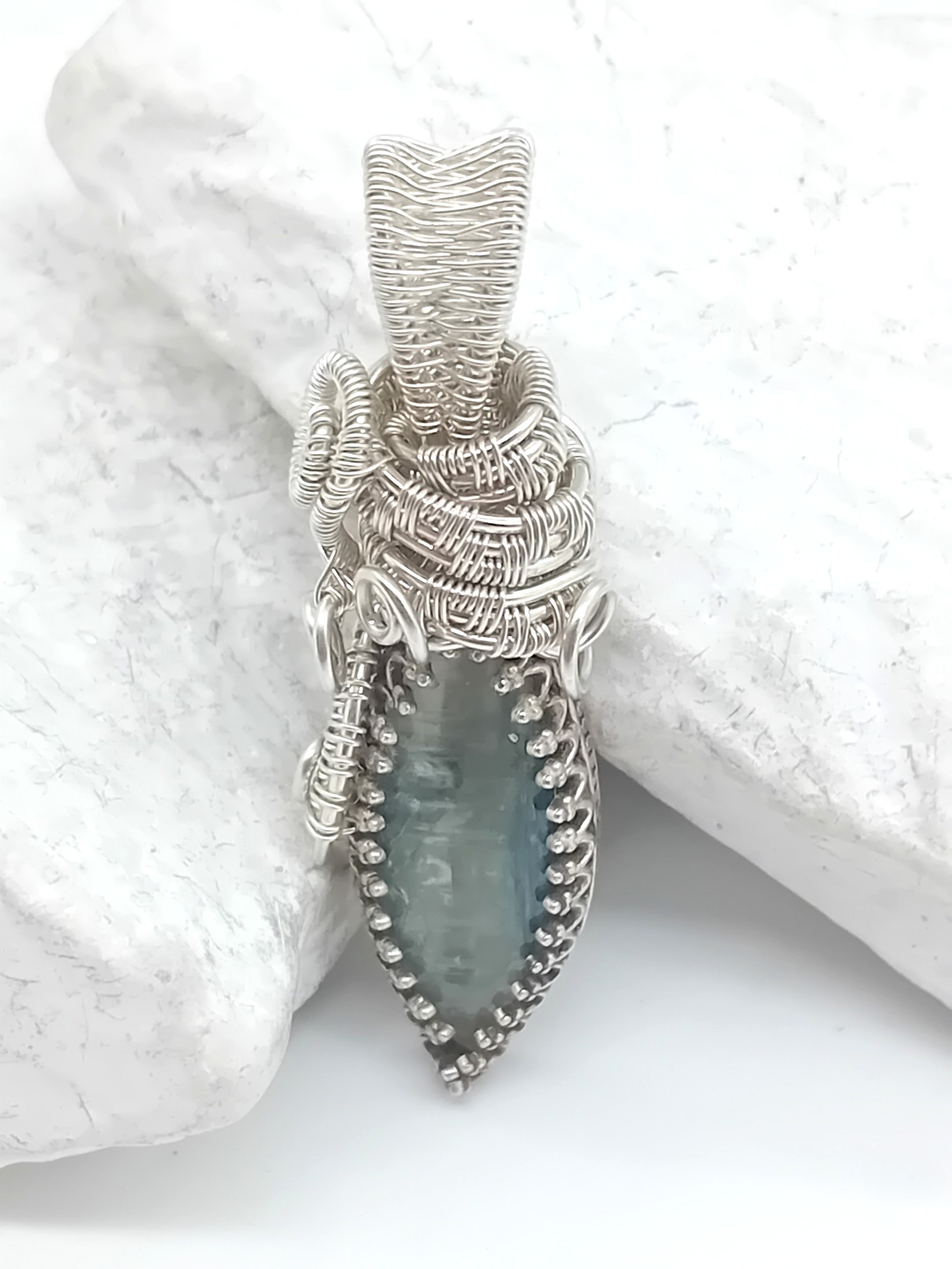 Anhänger Disthen / Kyanit in zartem Blau 925 Silber – Bild 9