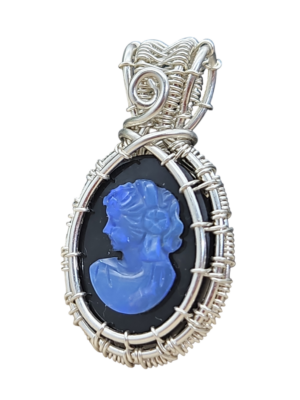 Anhänger Opalkamee blau in Sterlingsilber