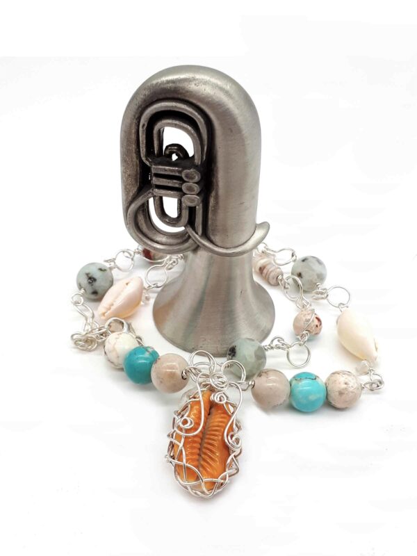 Kauri-Muschel-Halsband mit Opalrondellen und Achatperlen (Boho-Style) – Bild 7