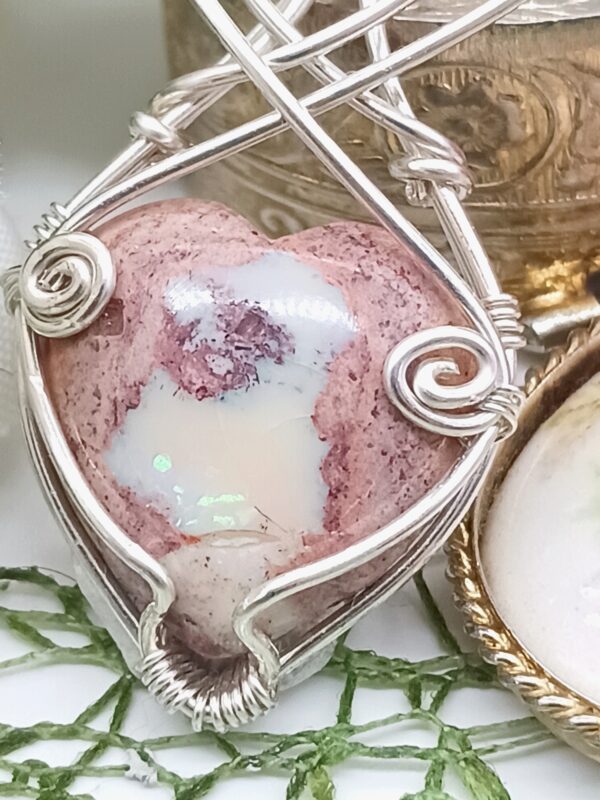 Schmuckanhänger Matrixopal-Herz in Sterlingsilber – Bild 4