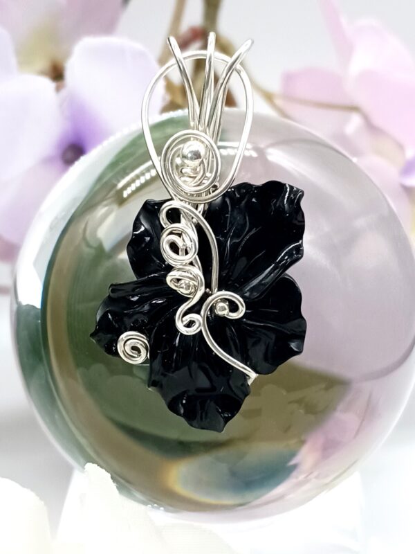 Set Schmuckanhänger und Ohrhänger Onyxblüte schwarz gefärbt 925 Silber – Bild 5