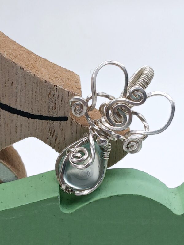 Schmuckanhänger grünlicher Peridot in 925er Sterlingsilber – Bild 6